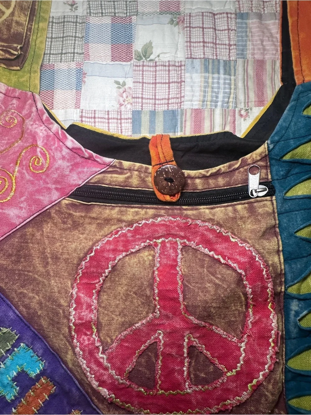 Multicolor Patchwork Shoulder Bag with Peace Motif